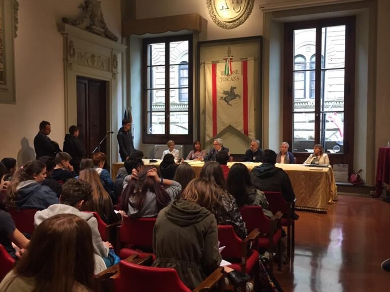 Scopri di più sull'articolo Questa mattina a #Firenze parliamo di immigrazione e…