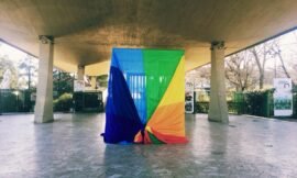 Davanti al Mandela Forum di Firenze da oggi c’è una cella…