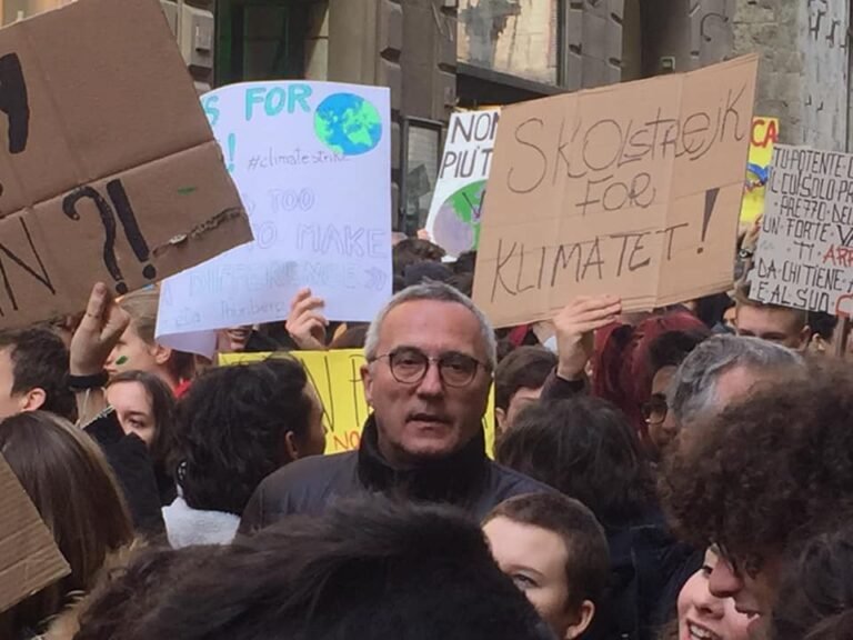 Scopri di più sull'articolo Vedere così tanti ragazzi manifestare per il clima è una…