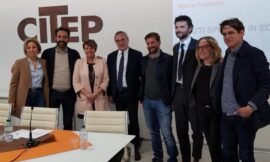 Oggi pomeriggio a #Prato primo confronto pubblico con gli…