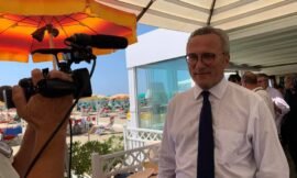 Viareggio è la prima tappa del viaggio #spiaggepulite.…