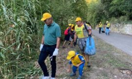 Siamo in tanti alla Marina di Calenzano a raccogliere la…
