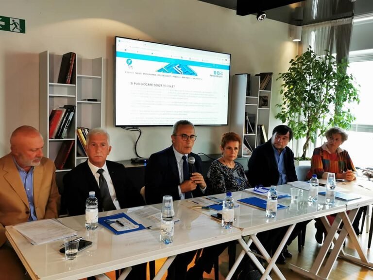 Scopri di più sull'articolo A Milano a presentare la prossima edizione di Internet…