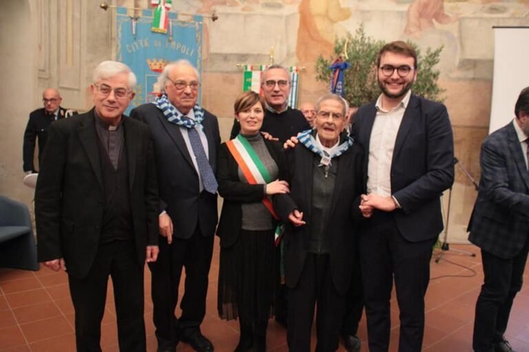 Scopri di più sull'articolo La Sindaca di Empoli ha conferito oggi il Sant’Andrea d’Oro…