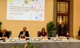 La corruzione e la criminalità organizzata sono fenomeni…