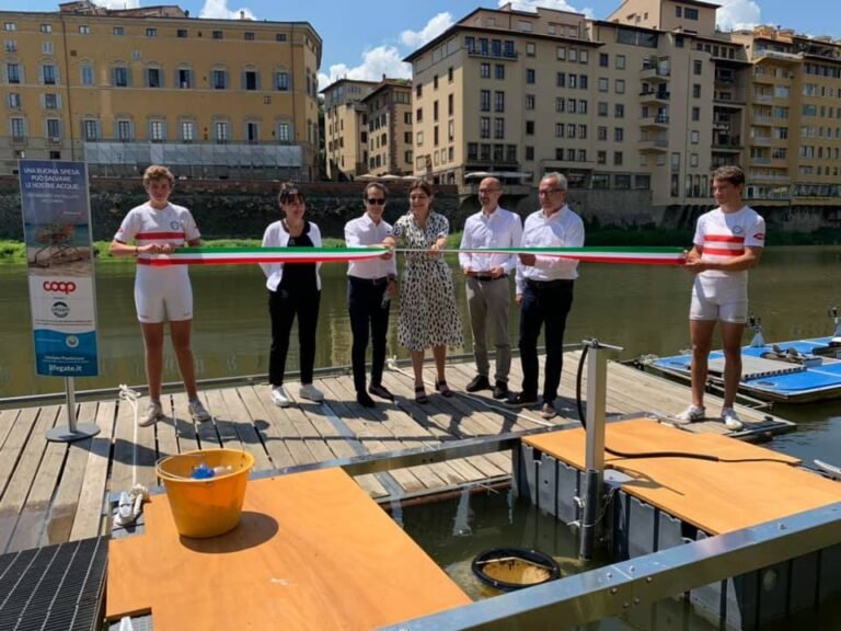 Scopri di più sull'articolo 🔵 Anche Firenze ha un Seabin. È stato inaugurato oggi…