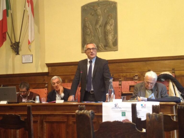 Scopri di più sull'articolo Ad Arezzo, si parla di unioni di comuni e riforme…