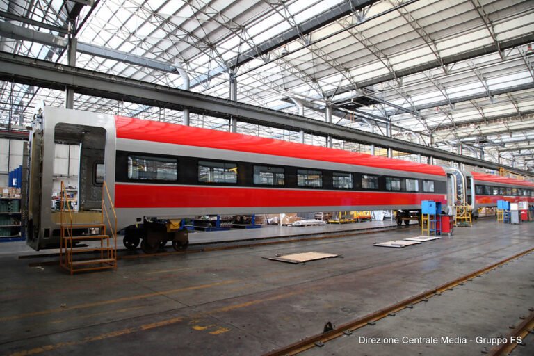 Scopri di più sull'articolo Gara per treni Alta Velocità, vince Ansaldo-Breda