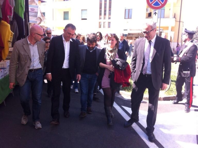 Scopri di più sull'articolo Alcune immagini della giornata di oggi con Enrico Rossi…